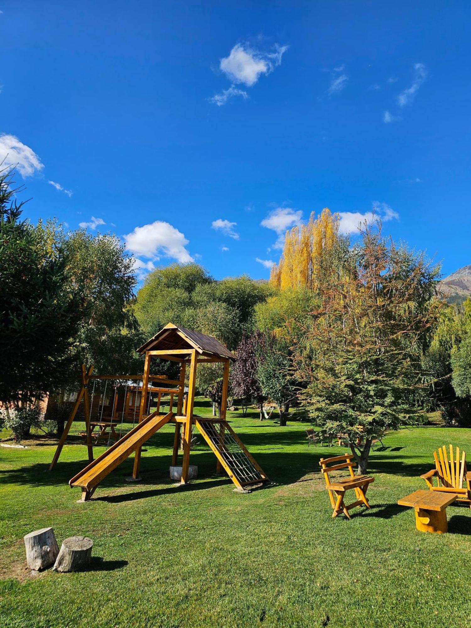 La Yaya - Villa Turismo El Bolsón Εξωτερικό φωτογραφία