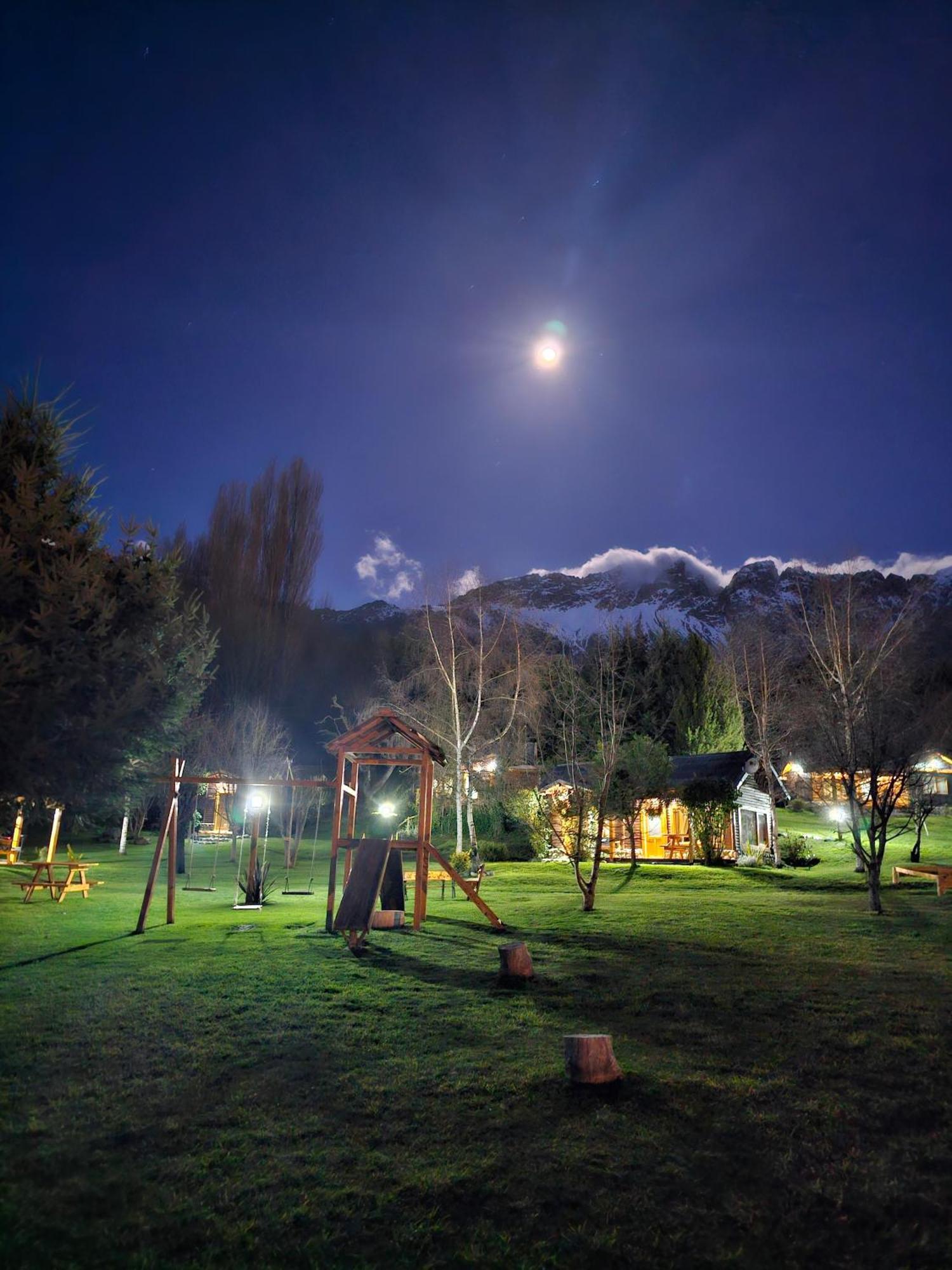 La Yaya - Villa Turismo El Bolsón Εξωτερικό φωτογραφία